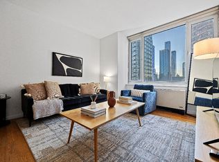 635 W 42nd St APT 15K, New York, NY