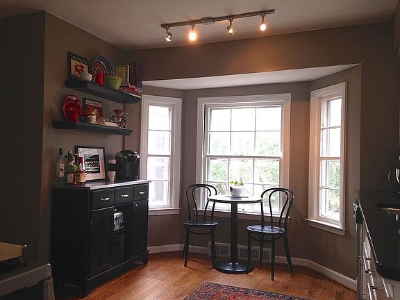 3rd image of 2619 Essex St