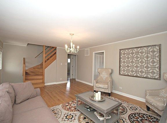 4th image of 7845 N Odell Ave