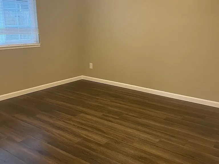 Albany Meadows Apartments — Photo 44