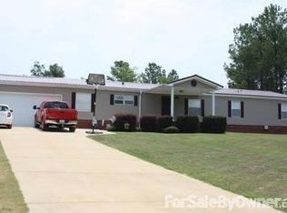 376 Bozie Rd, Deatsville, AL 36022