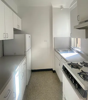 Rented by Punia & Marx Inc. | media 12