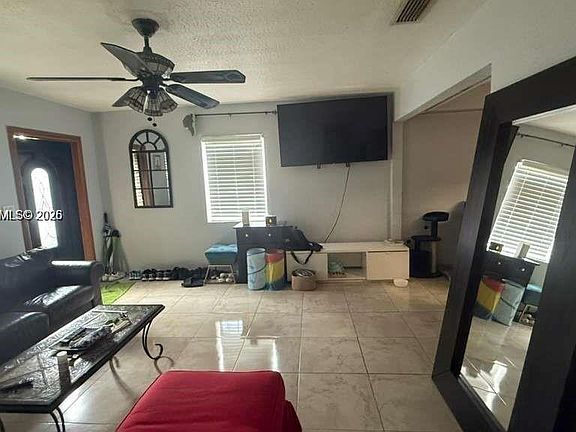 3rd image of 2411 Hayes St