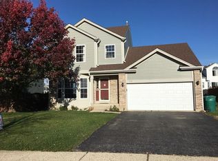 2147 N Green Valley Ln, Round Lake Beach, IL 60073