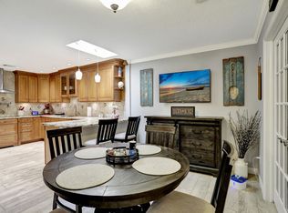 9142 SW 22nd St APT E, Boca Raton, FL 33428