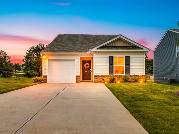 509 Whitewater Rdg, Seneca, SC 29678