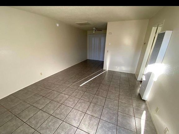 2nd image of 1895 Mayflower Pl