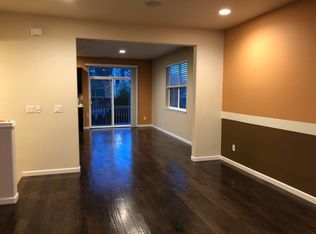 10907 SW Sage Ter, Tigard, OR 97223