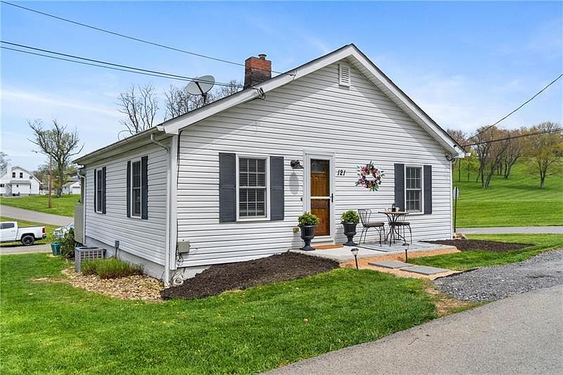 121 Cedar Ln W, Bairdford, PA 15006 | Zillow