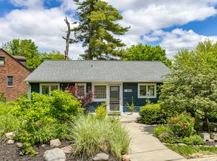 2740 Forest Dr, Des Moines, IA 50312