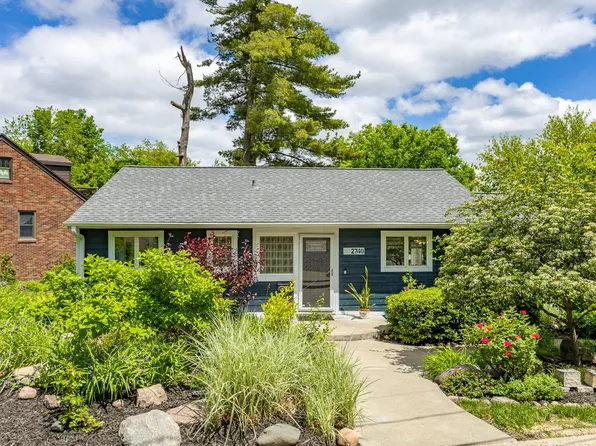 2740 Forest Dr, Des Moines, IA 50312