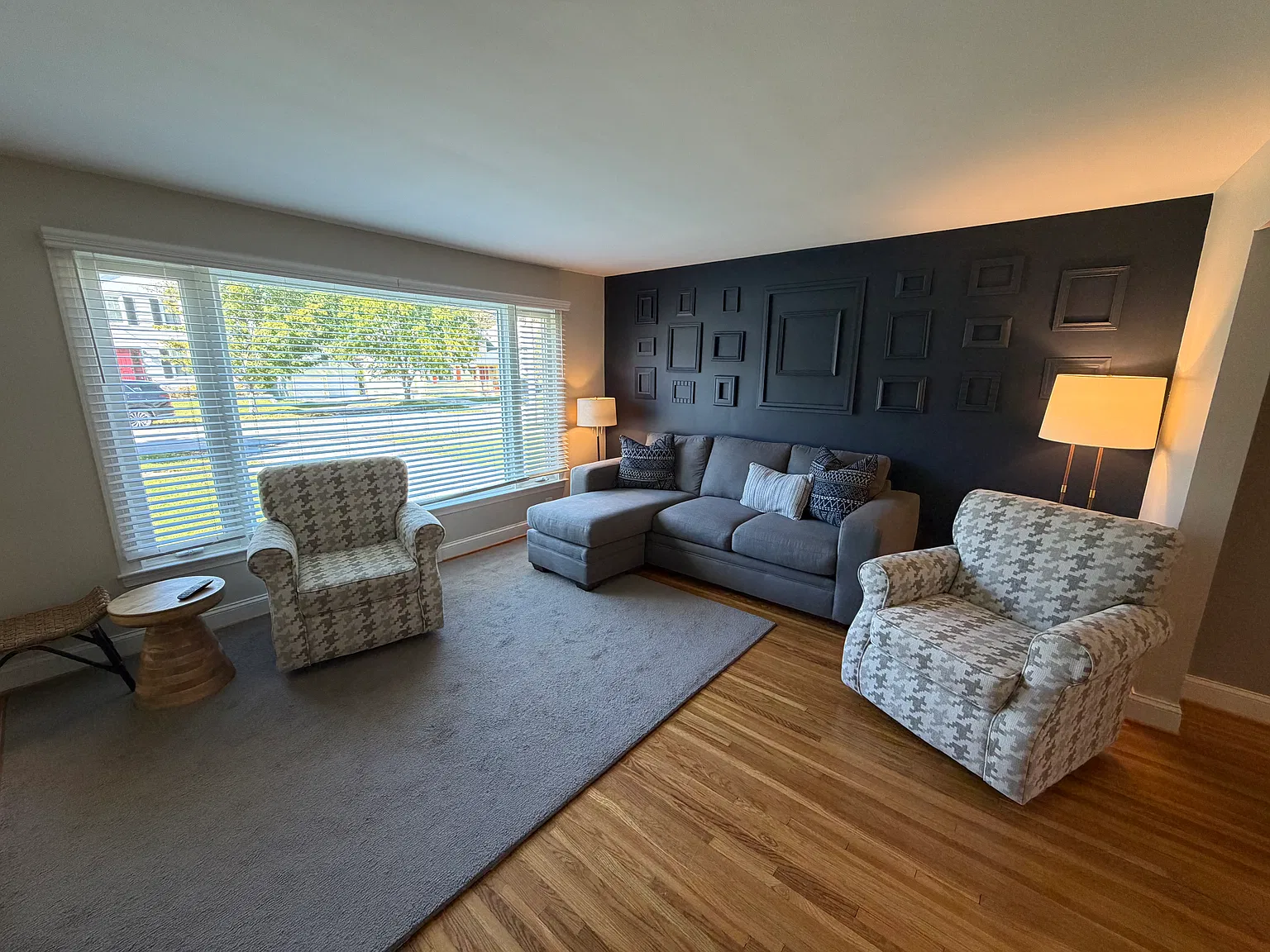 2 bed, 1.5 bath, 1300 sqft, $2,800 — Photo 4