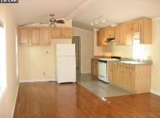 827 35th St, Oakland, CA 94608