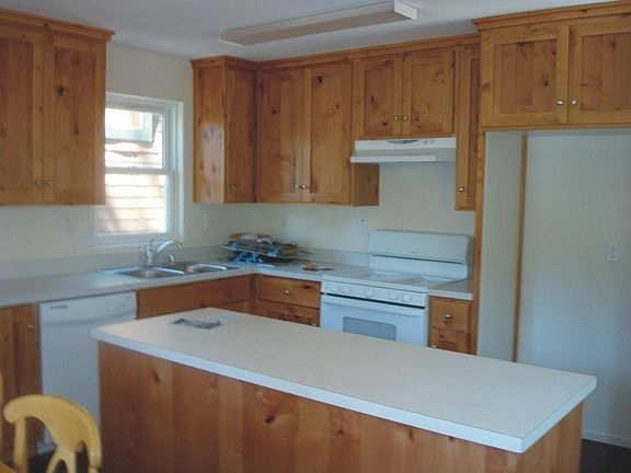 3rd image of 33363 Forrest Dr