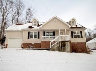 1005 Creek Bottom Rd #R, White Bluff, TN 37187
