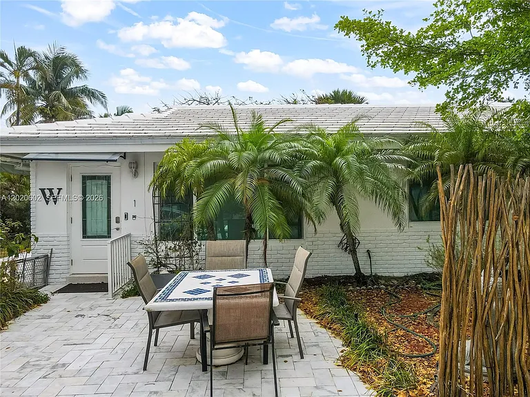 4512 Seagrape Dr #1 — Photo 4
