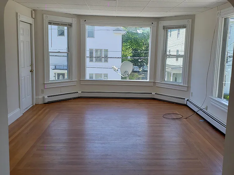 48 Grove St #2F — Photo 7