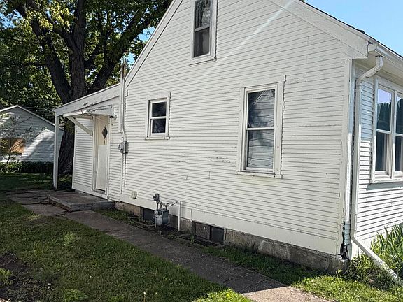 2nd image of 705 Columbia Ave