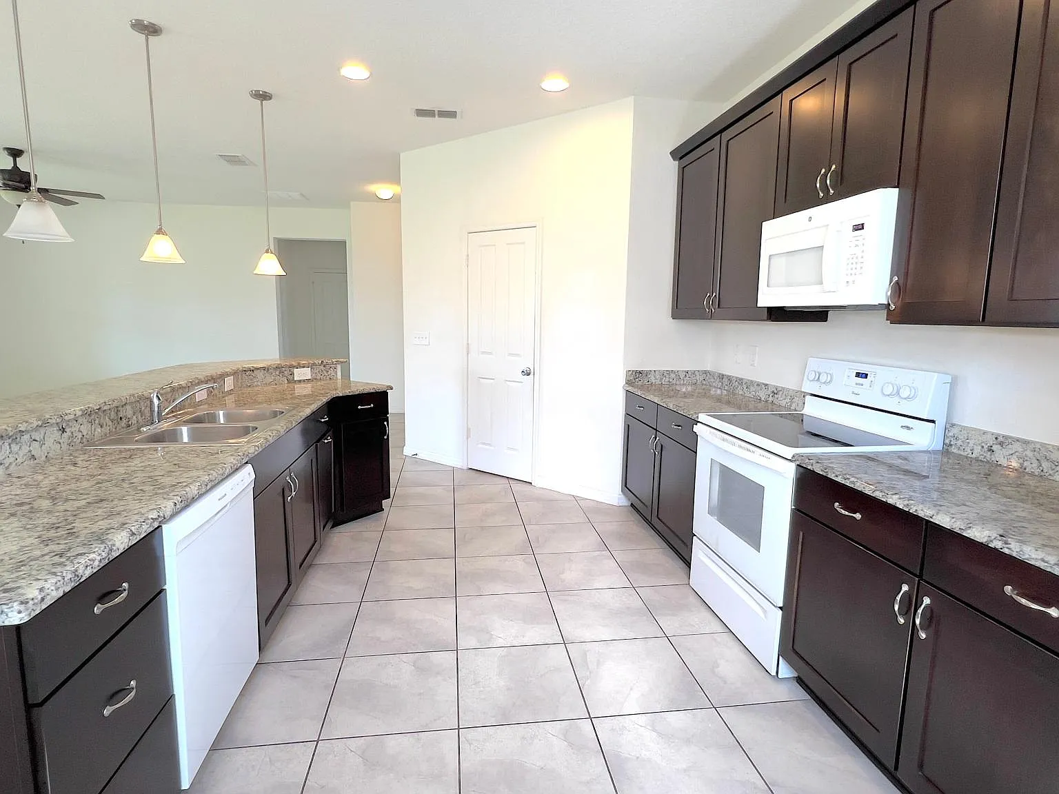 1503 Angler Ave — Photo 4