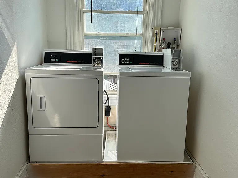 610 Church St #2S — Photo 7