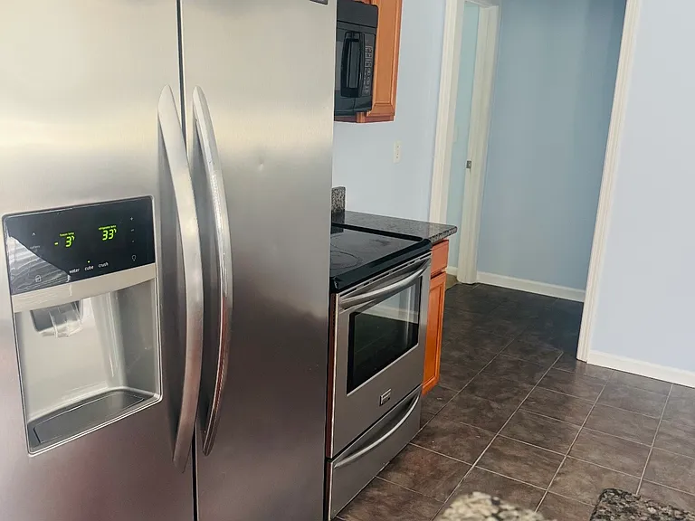 1100 Silvermoon Dr — Photo 12