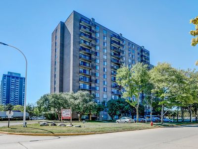 16400 N Park Dr APT 1210, Southfield, MI, 48075