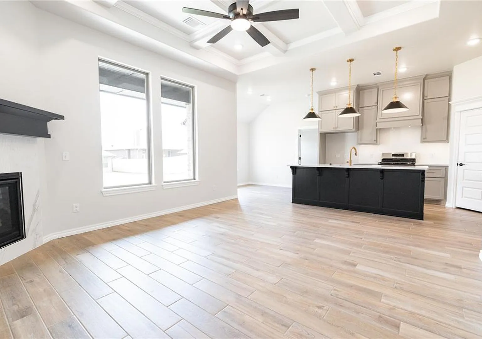 Very Nice brand new 3 bedroom 2 bath home in Choctaw schools — Photo 3