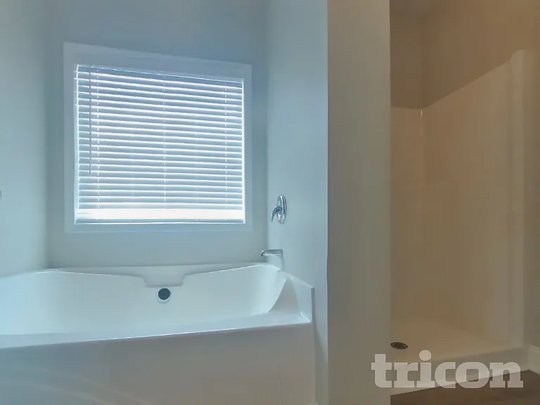 402 Cranbrooke Dr — Photo 9