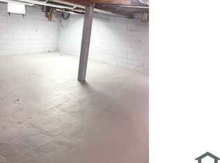 975 Bryant St SW, Wyoming, MI 49509