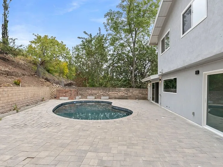 22540 Margarita Dr — Photo 46