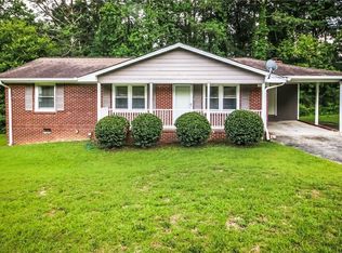 801 Larkin Ln SW, Mableton, GA 30126