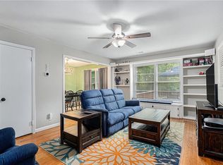 2307 Hunting Valley Dr, Decatur, GA 30033