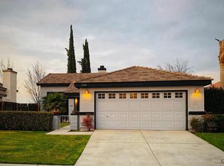 7114 Silver Spray Ave, Bakersfield, CA 93313