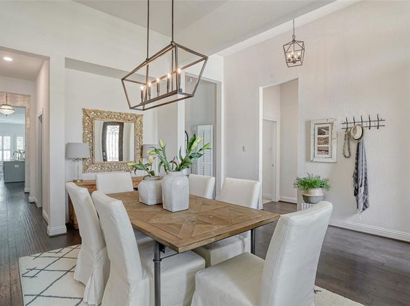 8910 Vineyard Valley Ct