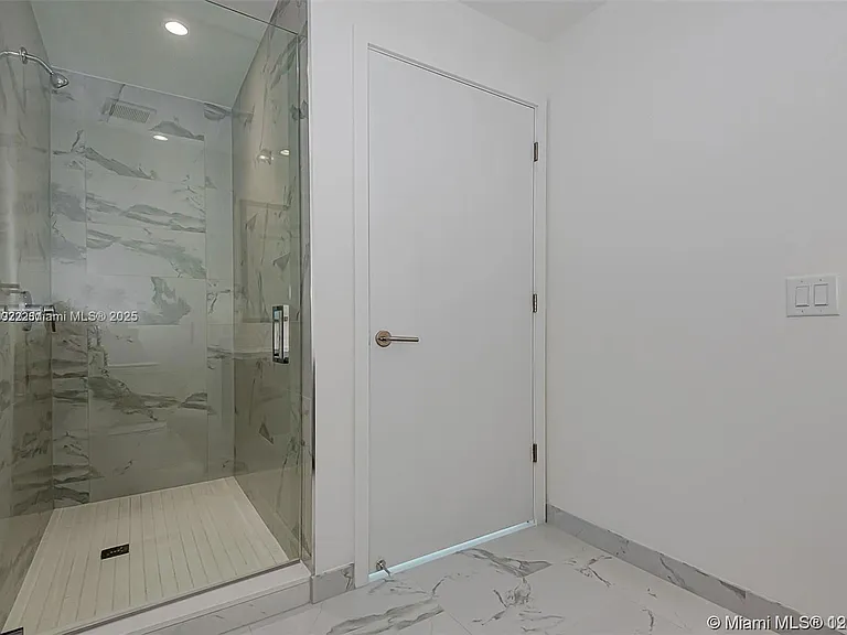 851 NE 1st Ave #1608 — Photo 11