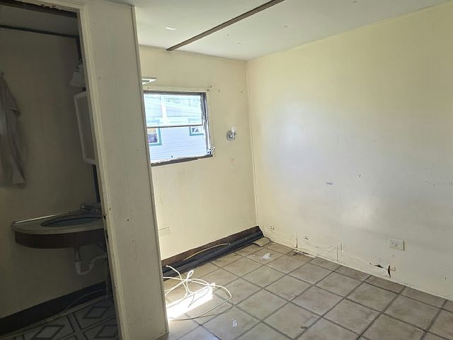 2nd image of 15 Jessie Ln #239