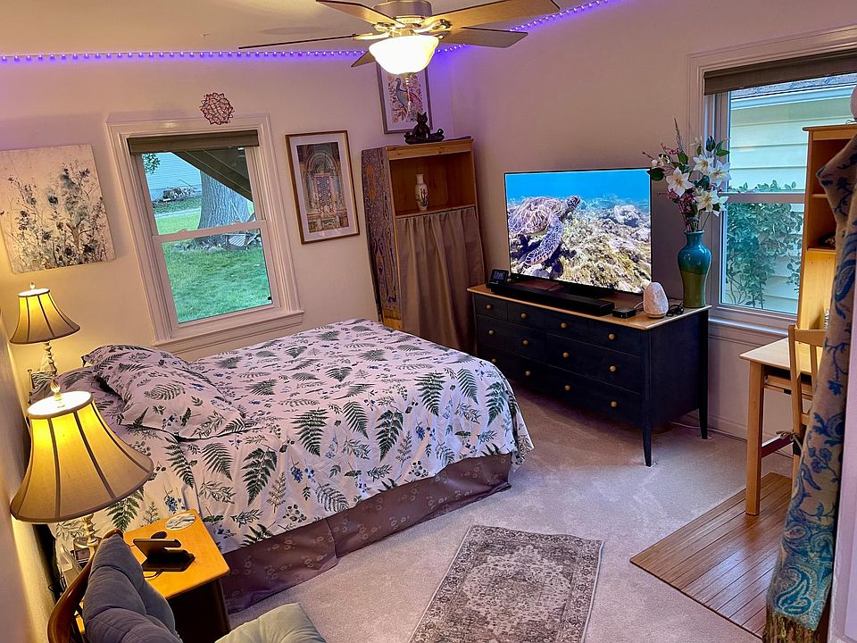 2307 Washington St 2, Cedar Falls, IA 50613 Zillow