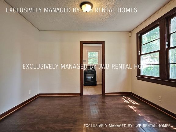 3rd image of 625 Chestnut Dr