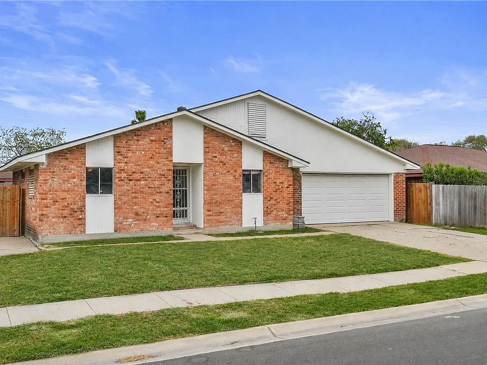 5721 Cresthaven Dr