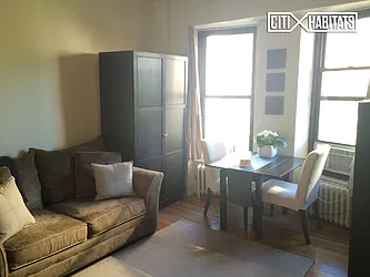 Rented by Citi Habitats