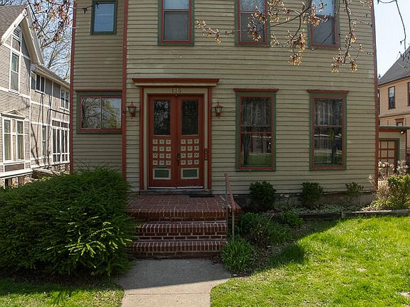 2nd image of 130 College Ave NE