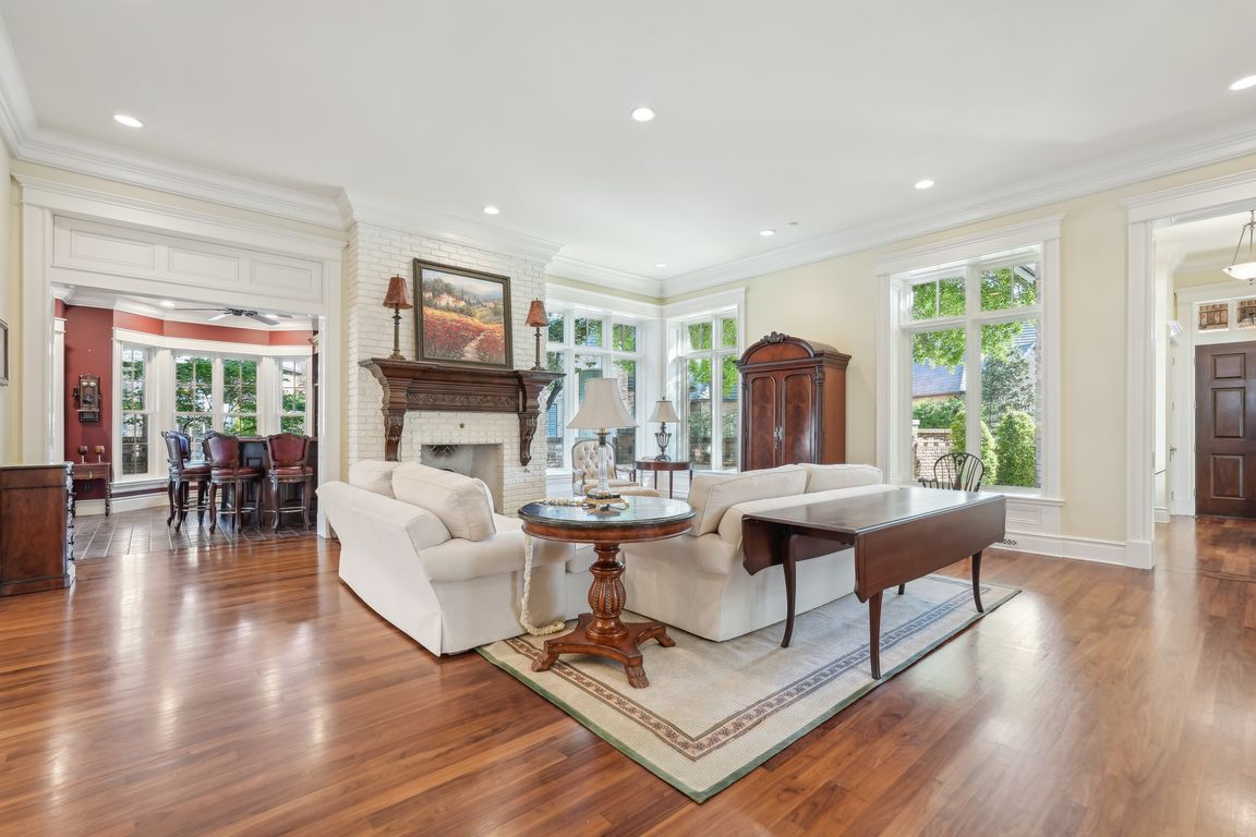 Millbrook Dr-0205-008.jpg