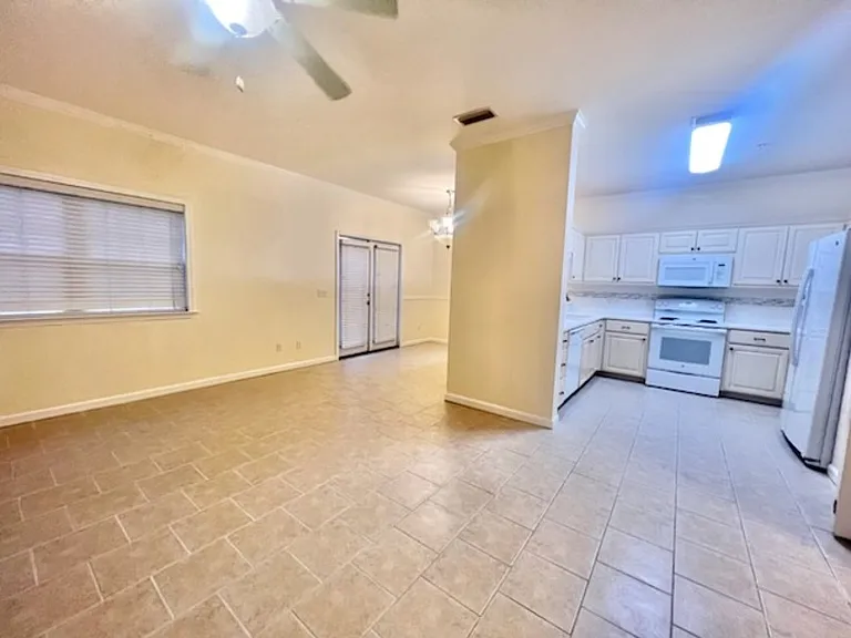 1862 Annabellas Dr — Photo 6