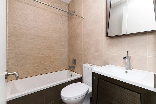 Rented by Nooklyn NYC LLC | media 9