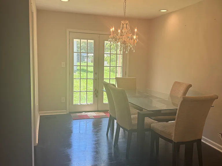 2704 Triple Oak Dr — Photo 4