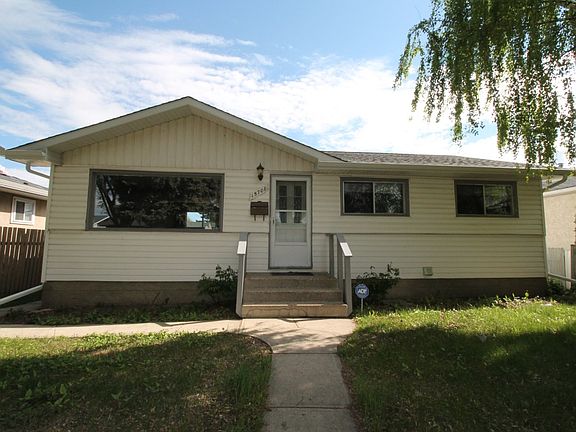 3rd image of 15708 89th Ave NW