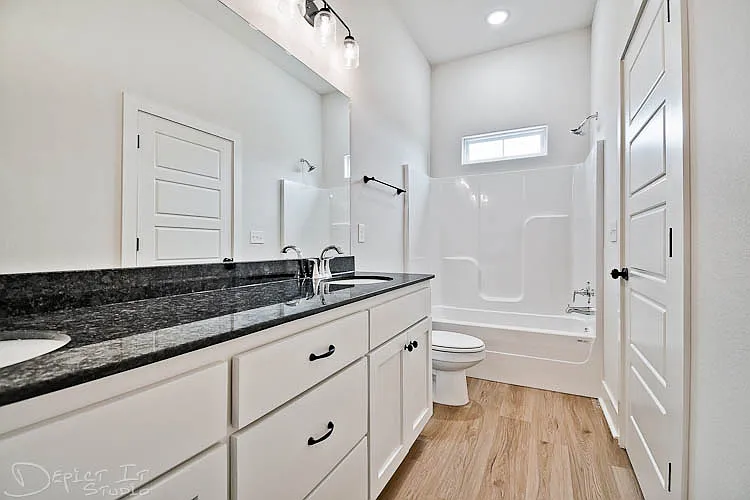952 Pinnacle St — Photo 11