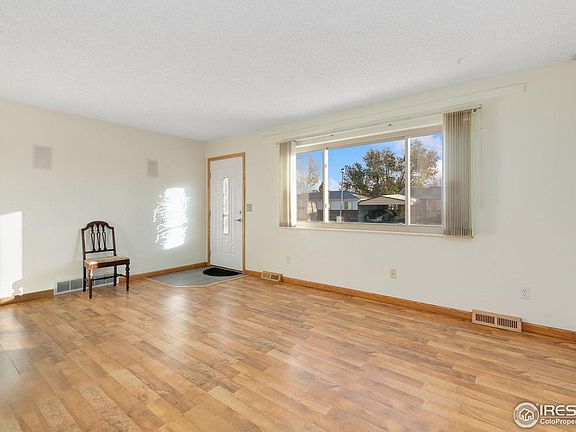4th image of 330 Spruce Ave