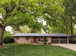 1106 W 21st St, Lawrence, KS 66046