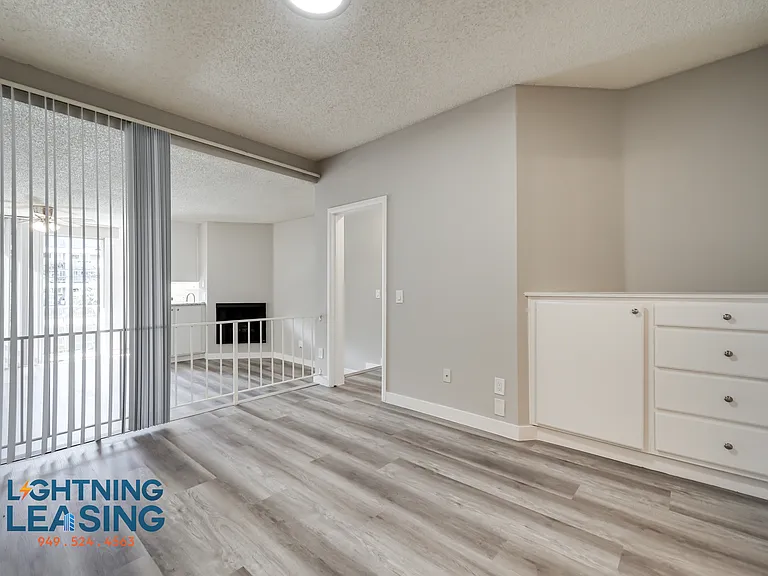 Renaissance suites — Photo 8